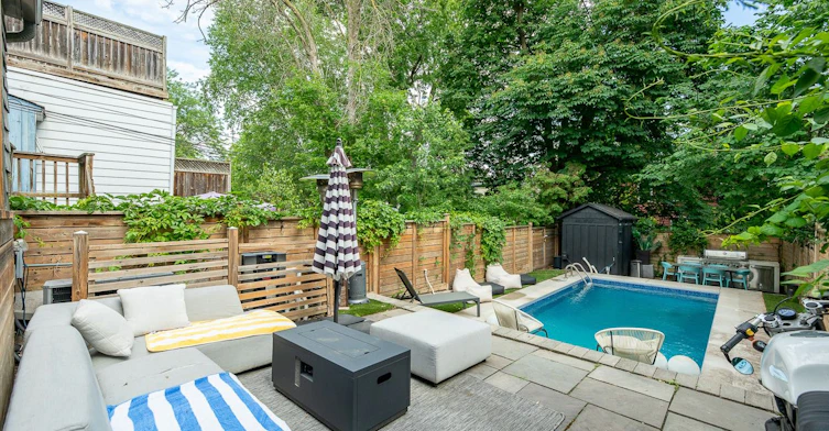 35 Dingwall Avenue, Toronto, ON, M4J 1C4 - 40