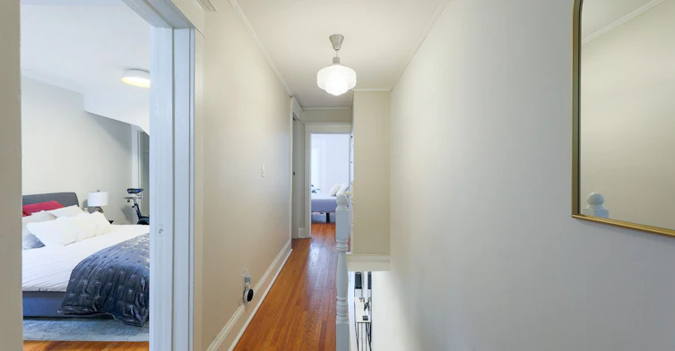 35 Dingwall Avenue, Toronto, ON, M4J 1C4 - 15