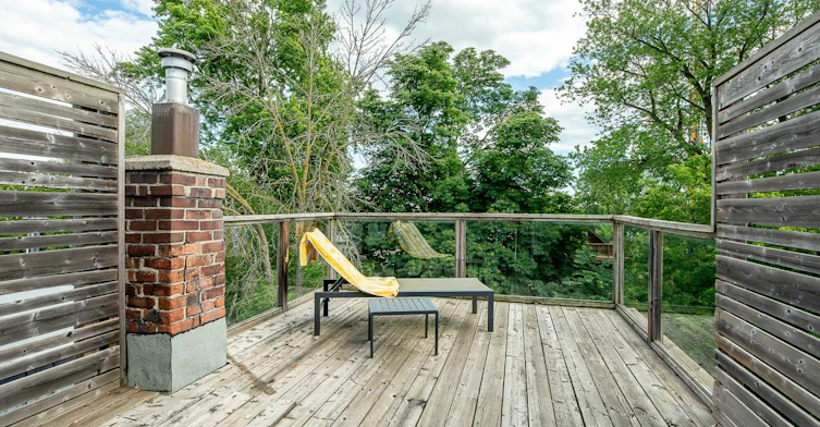 35 Dingwall Avenue, Toronto, ON, M4J 1C4 - 26