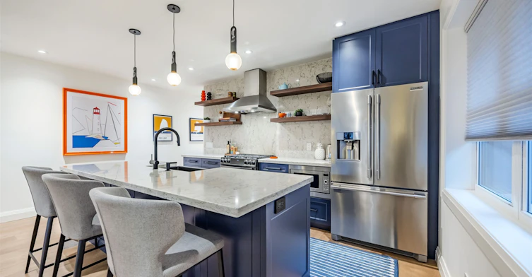 201-22 Glen Manor Drive, Toronto, ON, M4E 2X2 - 14