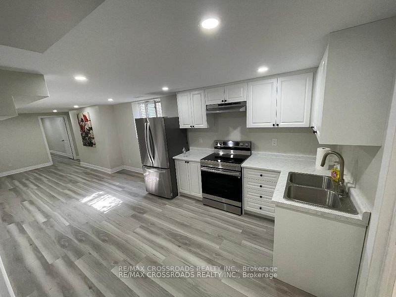 1538 Amberlea Road, Pickering, ON, L1V 4V4 - 6