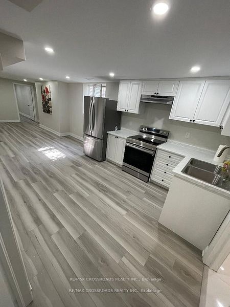 1538 Amberlea Road, Pickering, ON, L1V 4V4 - 5