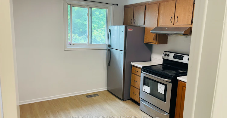 Second Flr-56 Jeavons Avenue, Toronto, ON, M1K 1T2 - 11