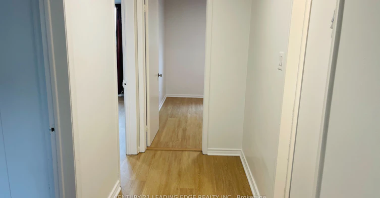Second Flr-56 Jeavons Avenue, Toronto, ON, M1K 1T2 - 7