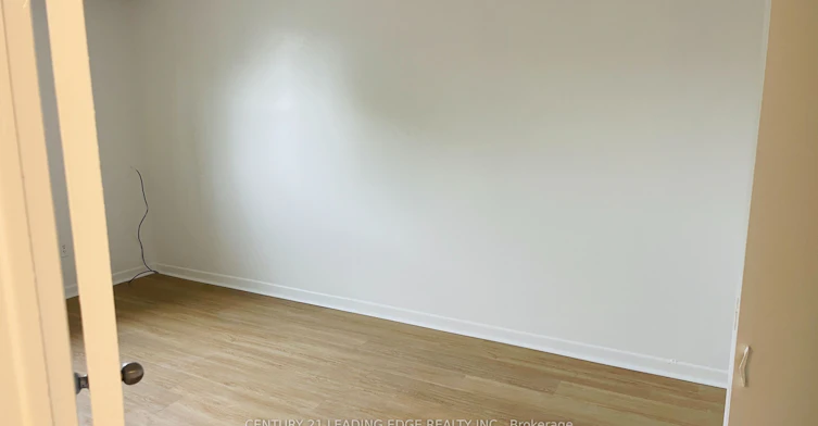 Second Flr-56 Jeavons Avenue, Toronto, ON, M1K 1T2 - 9
