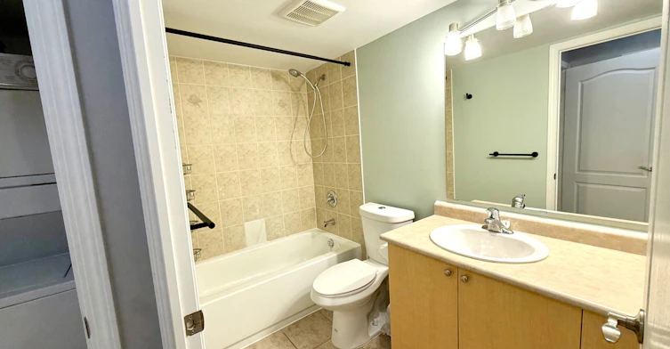 302-3650 Kingston Road, Toronto, ON, M1M 1R9 - 18