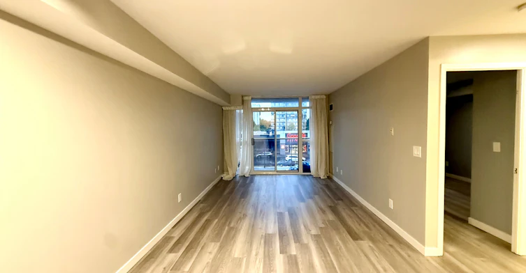 302-3650 Kingston Road, Toronto, ON, M1M 1R9 - 3