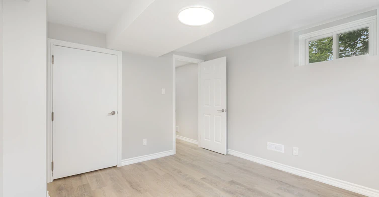 Upper-201 High Street, Whitby, ON, L1N 5H5 - 20