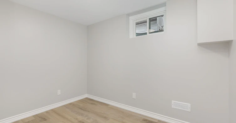 Upper-201 High Street, Whitby, ON, L1N 5H5 - 22