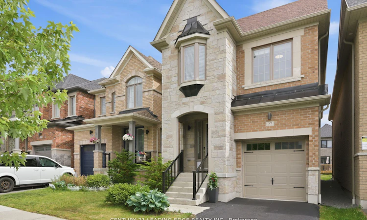27 Christine Elliott Avenue