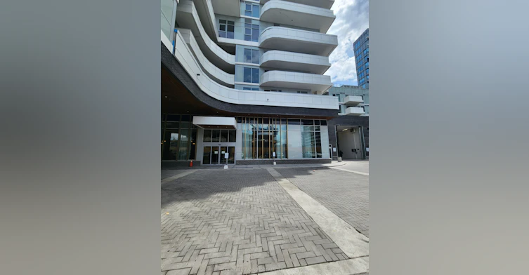 1411-1010 Sandy Beach Road, Pickering, ON, L1W 0C7 - 2