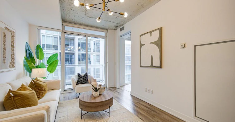 907-30 Baseball Place, Toronto, ON, M4M 0E8 - 5