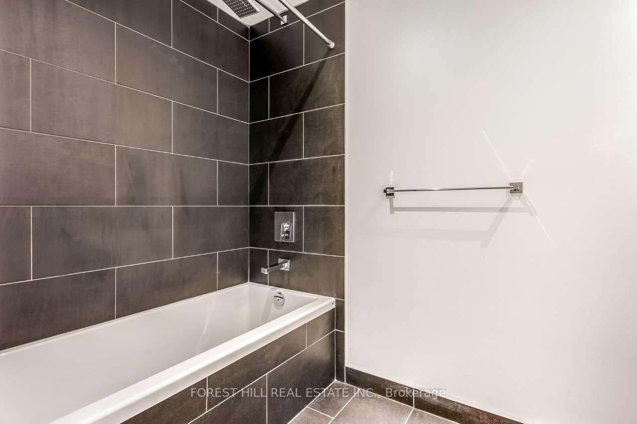 212-246 Logan Avenue, Toronto, ON, M4M 0E9 - 13