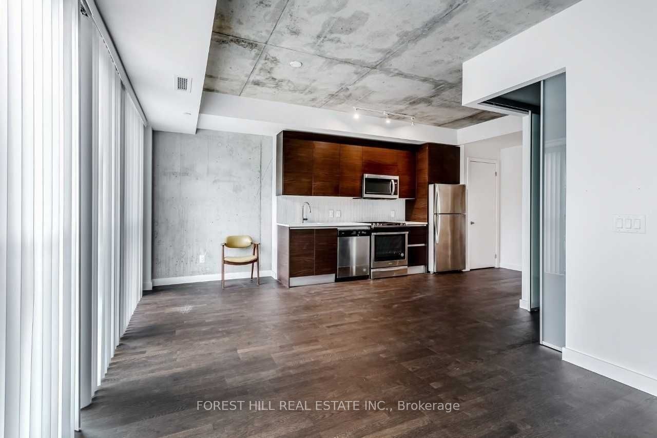 212-246 Logan Avenue, Toronto, ON, M4M 0E9 - 7