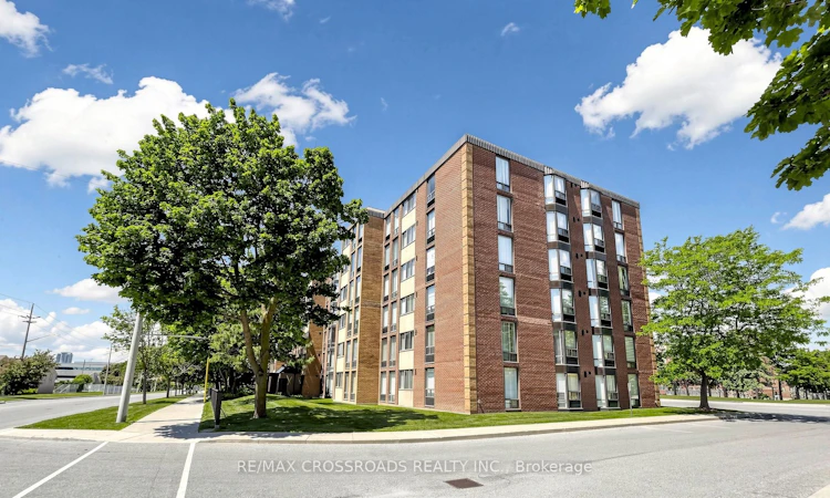 206-1530 Pickering Parkway