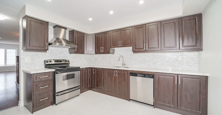 22 Webbford Street, Ajax, ON, L1S 0A7 - 8