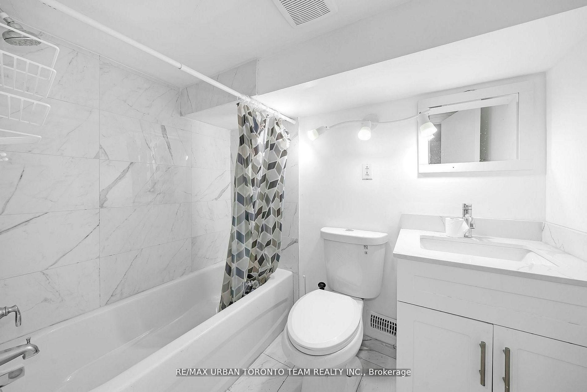 Main-880 Dundas Street E, Toronto, ON, M4M 1R3 - 12