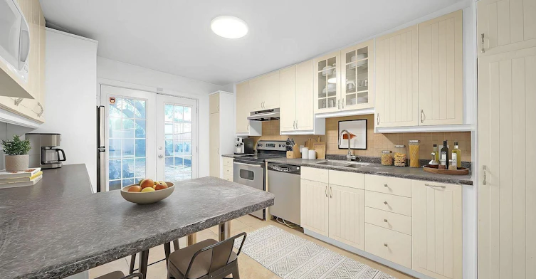 Main-880 Dundas Street E, Toronto, ON, M4M 1R3 - 3
