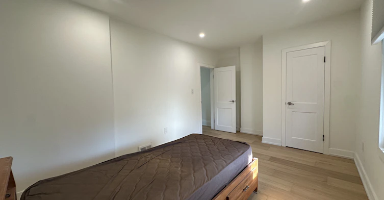 926 Greenwood Avenue, Toronto, ON, M4J 4C1 - 18