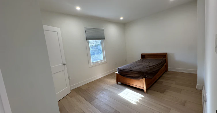 926 Greenwood Avenue, Toronto, ON, M4J 4C1 - 17