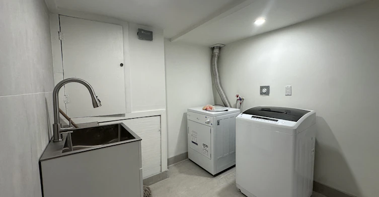 926 Greenwood Avenue, Toronto, ON, M4J 4C1 - 23