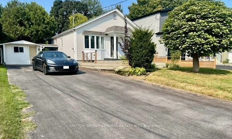 38 Fenwood Heights
