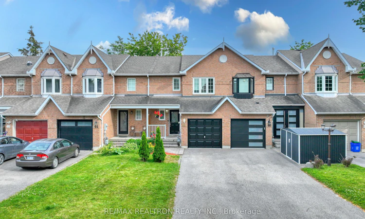 42 Mccullock Crescent
