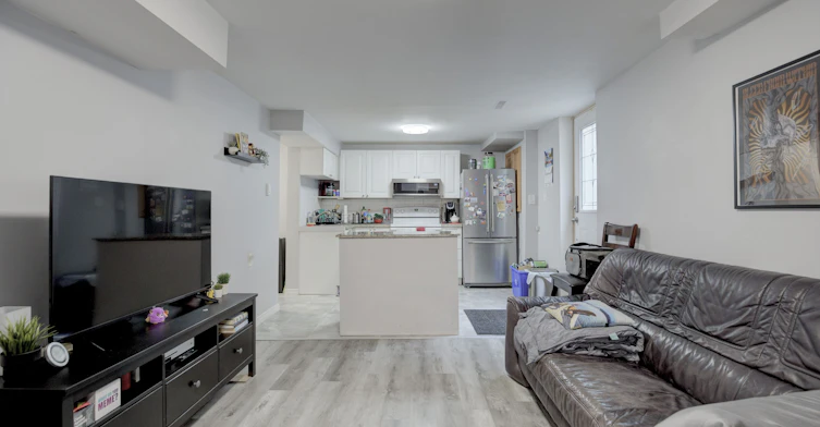 (Basement)-2 Viceregal Court, Whitby, ON, L1N 6R2 - 5
