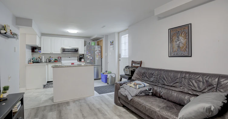 (Basement)-2 Viceregal Court, Whitby, ON, L1N 6R2 - 4