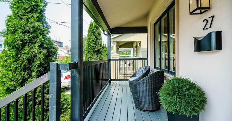 27 Coleridge Avenue, Toronto, ON, M4C 4H4 - 4