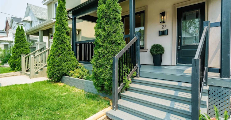 27 Coleridge Avenue, Toronto, ON, M4C 4H4 - 2