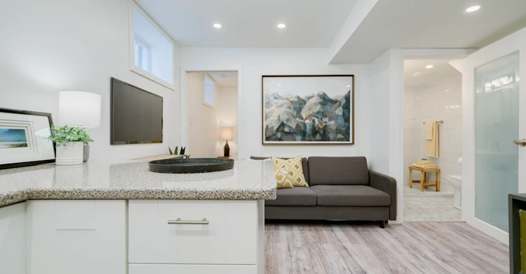 27 Coleridge Avenue, Toronto, ON, M4C 4H4 - 25
