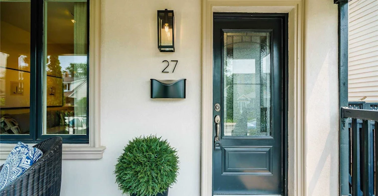 27 Coleridge Avenue, Toronto, ON, M4C 4H4 - 3