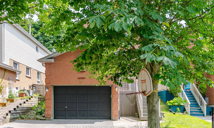 15 Climie Court