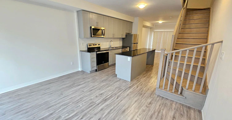 1613 Pleasure Valley Path, Oshawa, ON, L1G 0E3 - 3