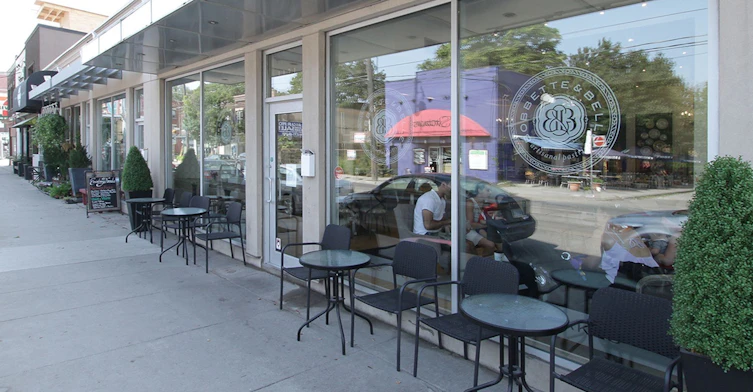 Lower-1117 Queen Street E, Toronto, ON, M4M 1K9 - 3