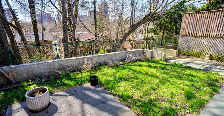 BSMT-17 Avis Crescent, Toronto, ON, M4B 1B8 - 13