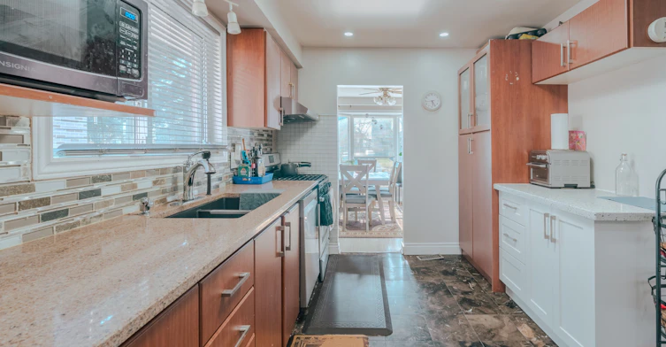 Upper-20 Manorglen Crescent, Toronto, ON, M1S 1W4 - 14