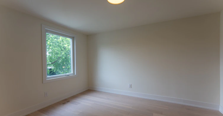 8 Doncaster Avenue, Toronto, ON, M4C 1Y5 - 23