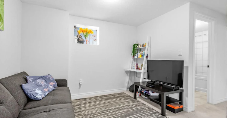 1348 Apollo Street S, Oshawa, ON, L1K 3E6 - 4