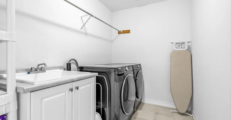 1348 Apollo Street S, Oshawa, ON, L1K 3E6