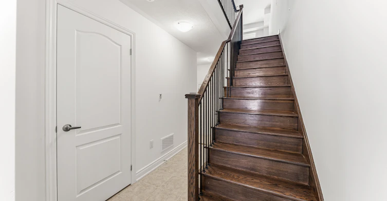 6177 Kingston Road, Toronto, ON, M1C 1K8 - 2