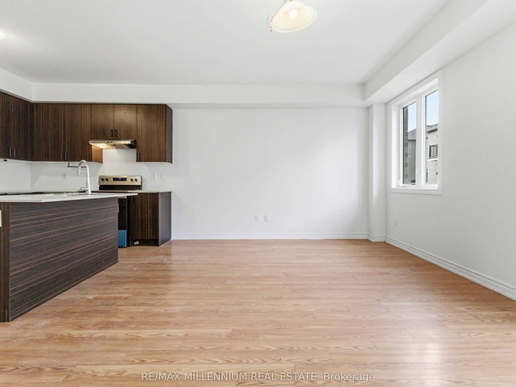 775 Chinook Path, Oshawa, ON, L1H 0A7 - 10