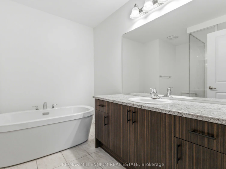 775 Chinook Path, Oshawa, ON, L1H 0A7 - 26