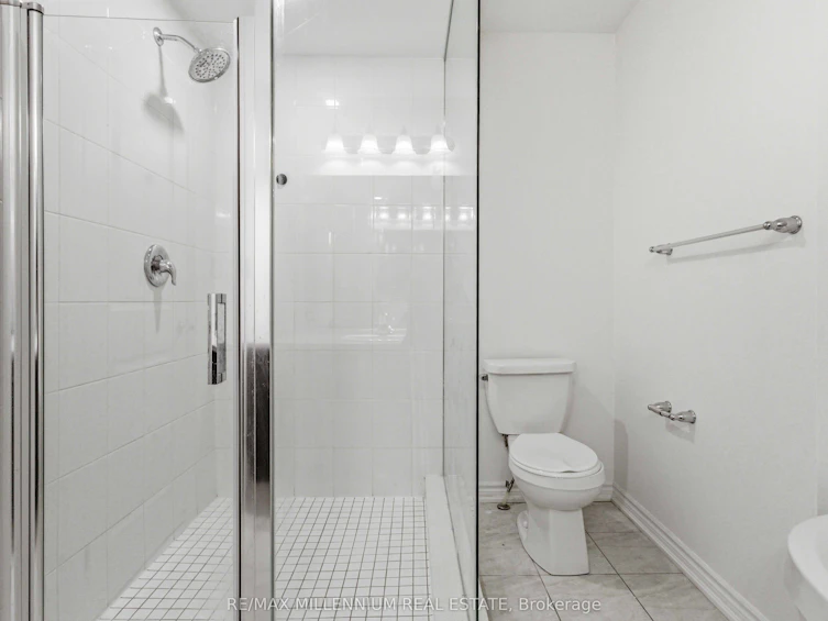 775 Chinook Path, Oshawa, ON, L1H 0A7 - 27
