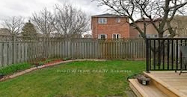 19 Grover Drive, Toronto, ON, M1C 4L1 - 5