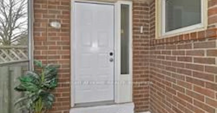 19 Grover Drive, Toronto, ON, M1C 4L1 - 3