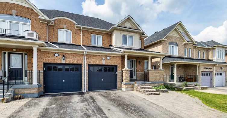 Upper-14 Styles Crescent, Ajax, ON, L1Z 1S4