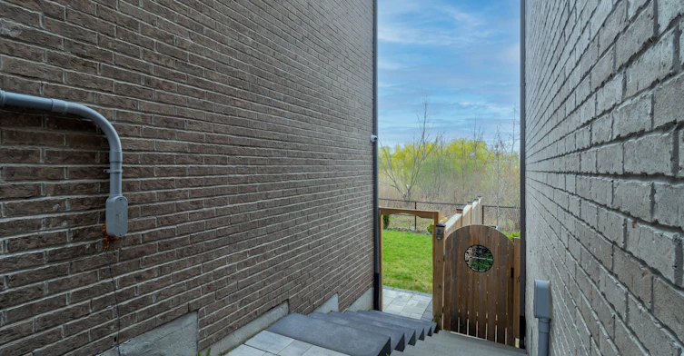 BSMT-11 Purdy Place, Clarington, ON, L1C 0V2 - 4