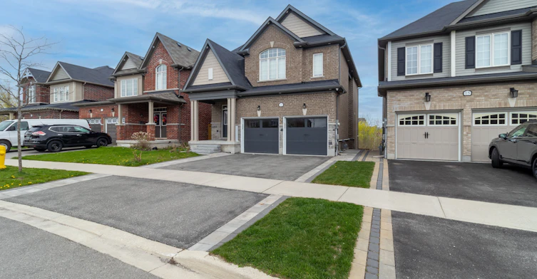 BSMT-11 Purdy Place, Clarington, ON, L1C 0V2 - 2